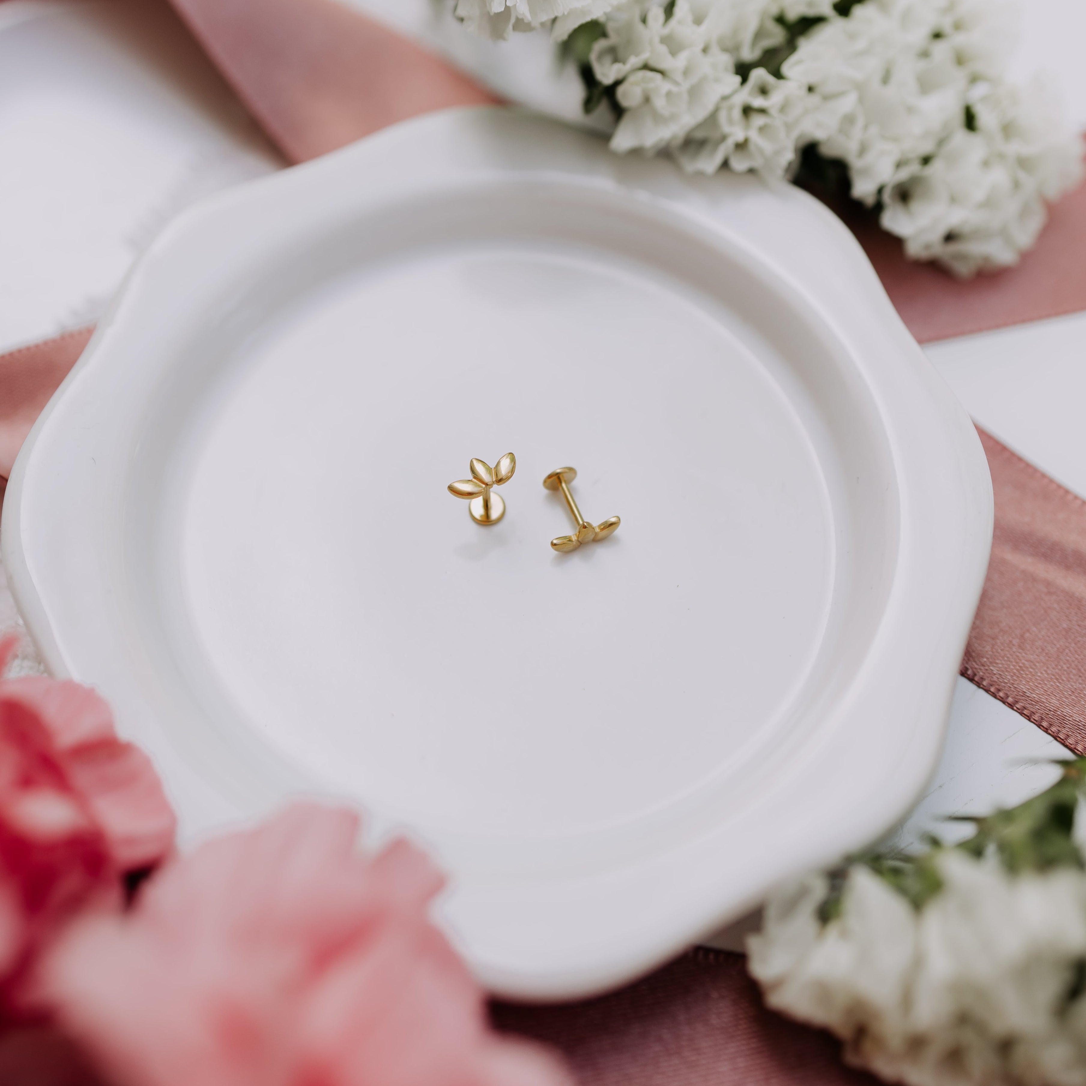 Lotus Flat Back Studs