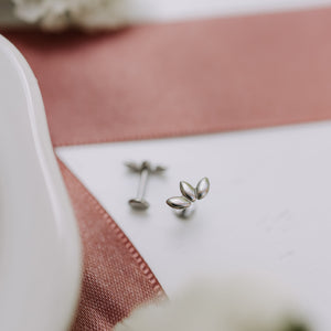 Lotus Flat Back Studs
