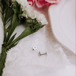 Load image into Gallery viewer, Flower Flat Back Studs
