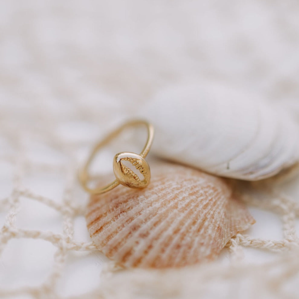Maui Cowrie Ring