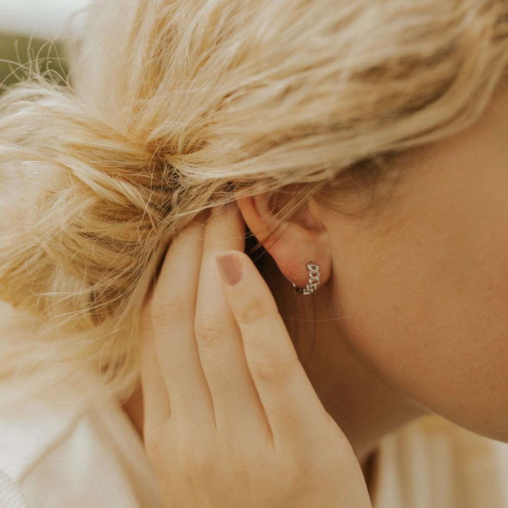 Peri Hoop Earrings